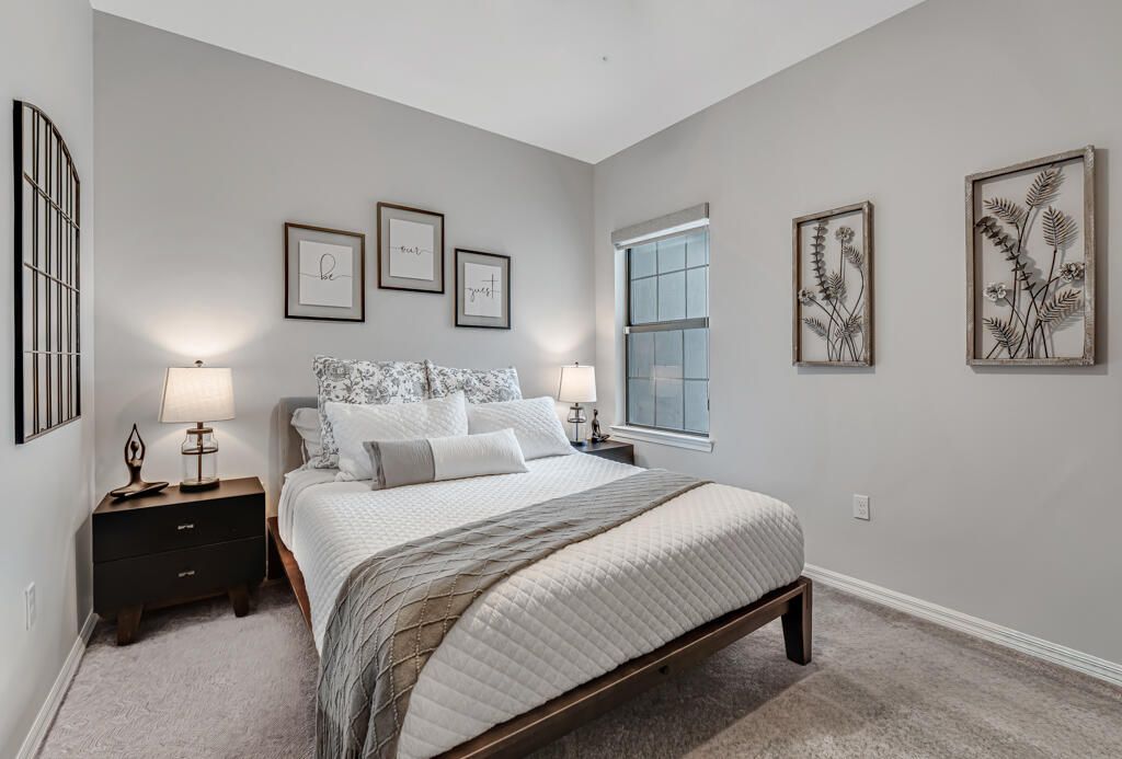 Active With Contract: $539,000 (3 beds, 2 baths, 1895 Square Feet)