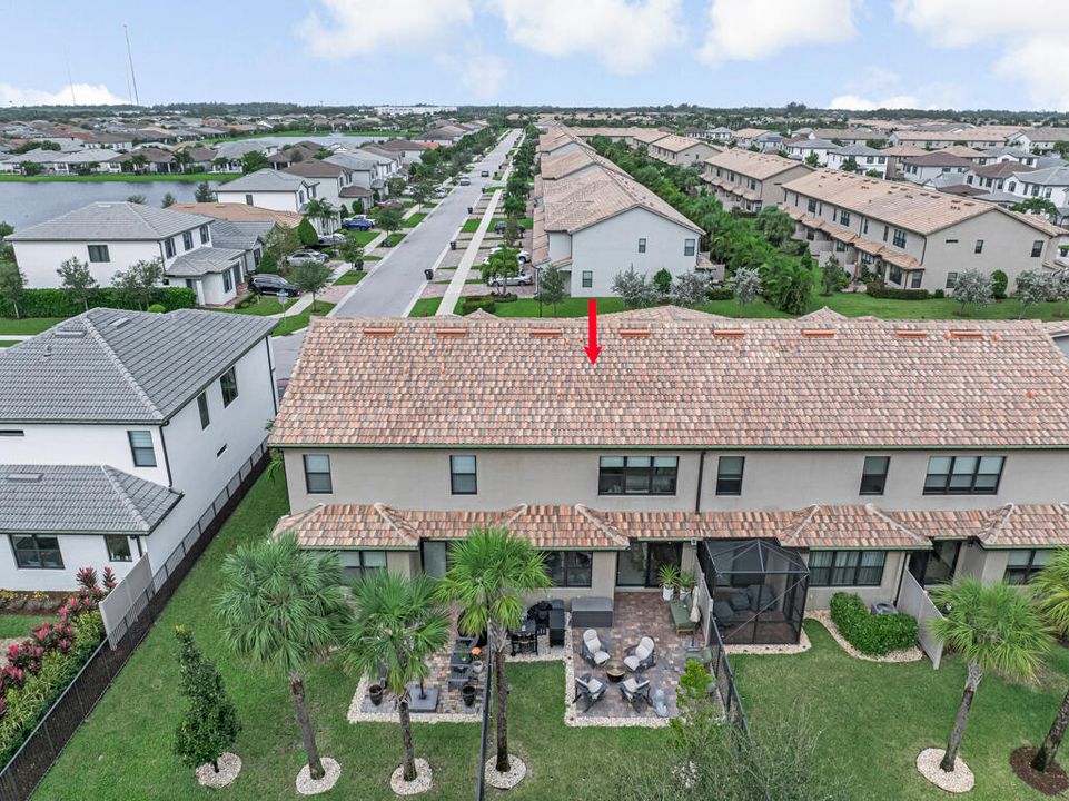 Active With Contract: $539,000 (3 beds, 2 baths, 1895 Square Feet)