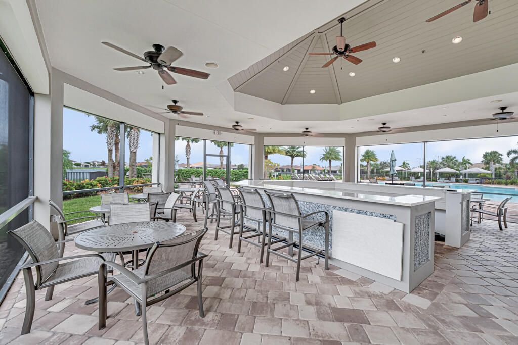 Active With Contract: $539,000 (3 beds, 2 baths, 1895 Square Feet)