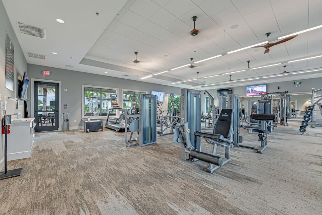 Active With Contract: $539,000 (3 beds, 2 baths, 1895 Square Feet)