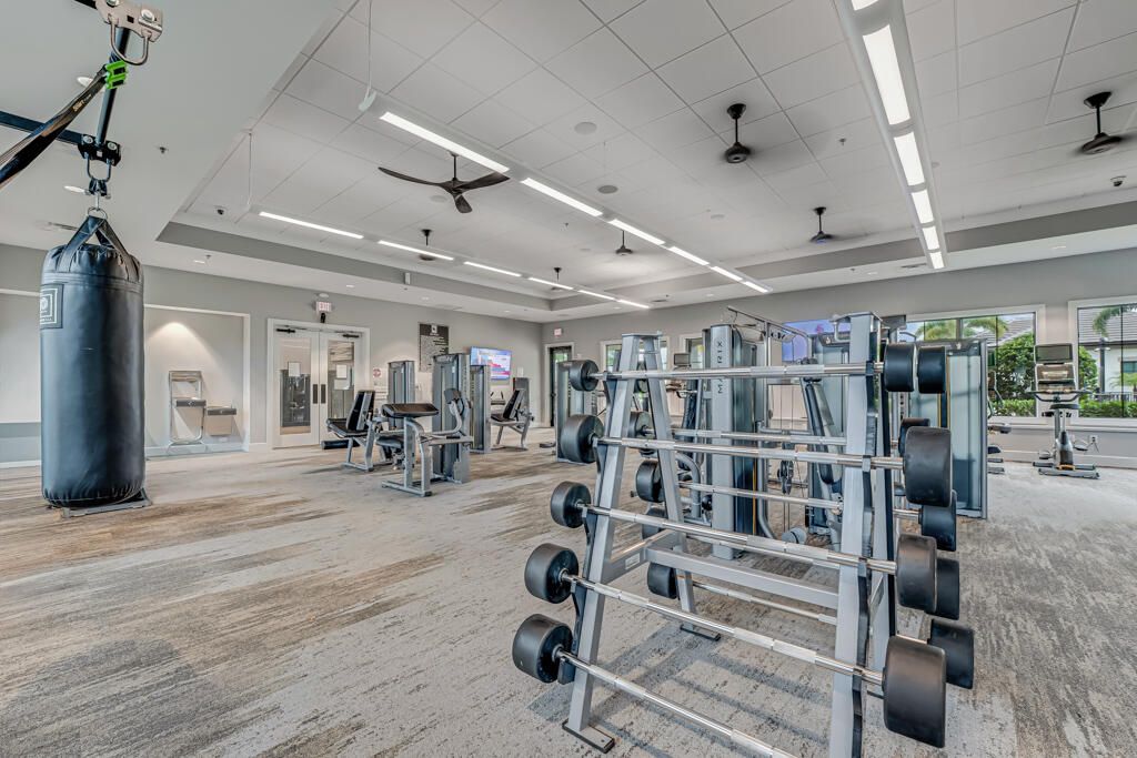 Active With Contract: $539,000 (3 beds, 2 baths, 1895 Square Feet)