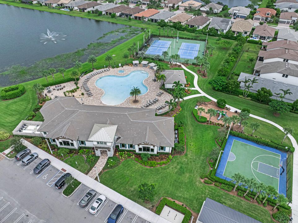 Active With Contract: $539,000 (3 beds, 2 baths, 1895 Square Feet)