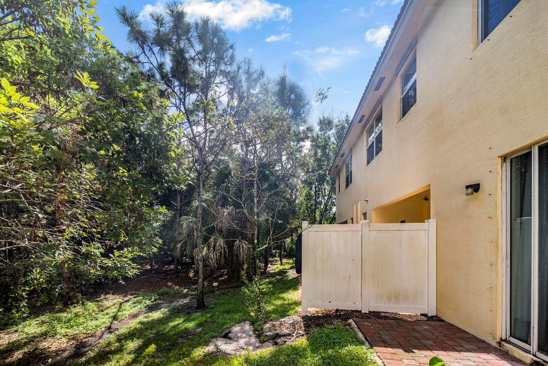 На продажу: $345,000 (3 спален, 2 ванн, 1628 Квадратных фут)