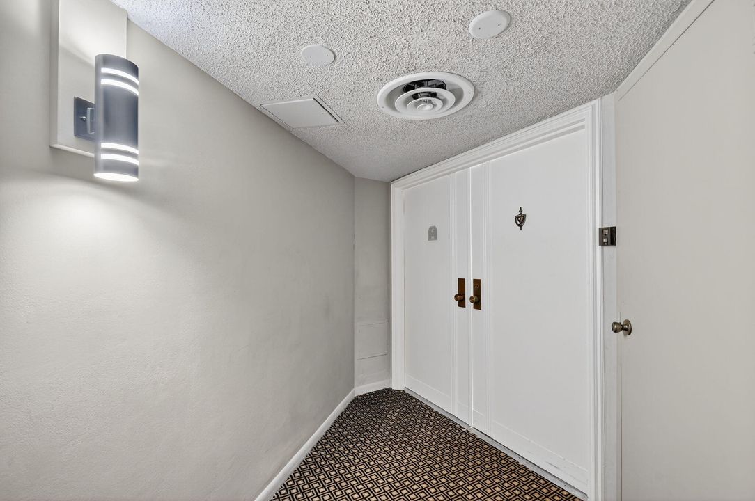 На продажу: $798,000 (3 спален, 2 ванн, 2001 Квадратных фут)