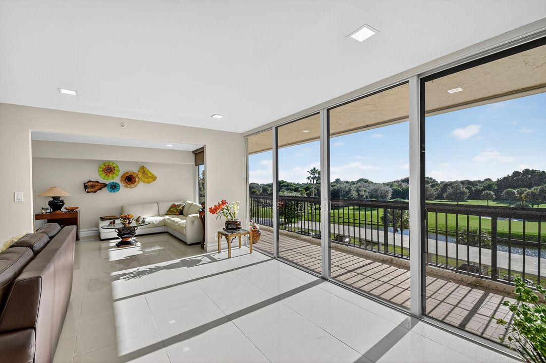 На продажу: $798,000 (3 спален, 2 ванн, 2001 Квадратных фут)