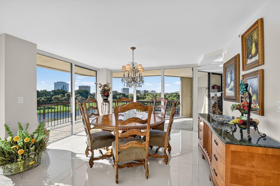 На продажу: $798,000 (3 спален, 2 ванн, 2001 Квадратных фут)