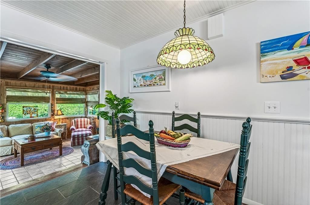 待售: $750,000 (3 贝兹, 2 浴室, 1667 平方英尺)