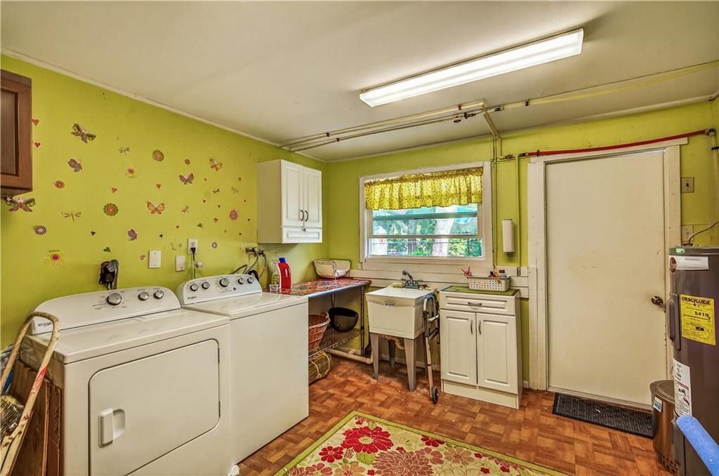 待售: $750,000 (3 贝兹, 2 浴室, 1667 平方英尺)