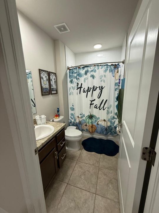 出租: $2,800 (4 贝兹, 2 浴室, 1715 平方英尺)