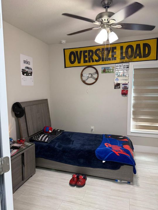 出租: $2,800 (4 贝兹, 2 浴室, 1715 平方英尺)