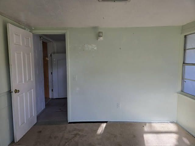 На продажу: $148,990 (3 спален, 1 ванн, 1056 Квадратных фут)