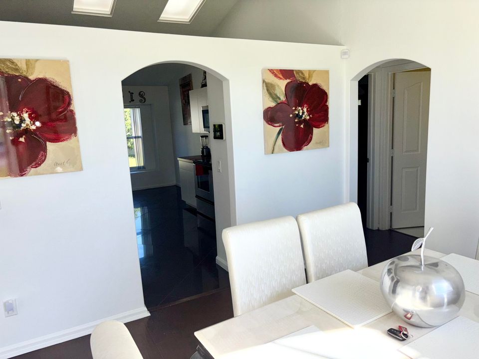 For Sale: $452,500 (4 beds, 3 baths, 2028 Square Feet)