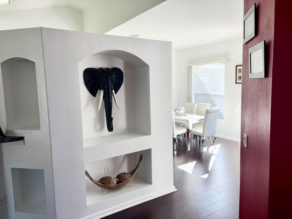 For Sale: $452,500 (4 beds, 3 baths, 2028 Square Feet)