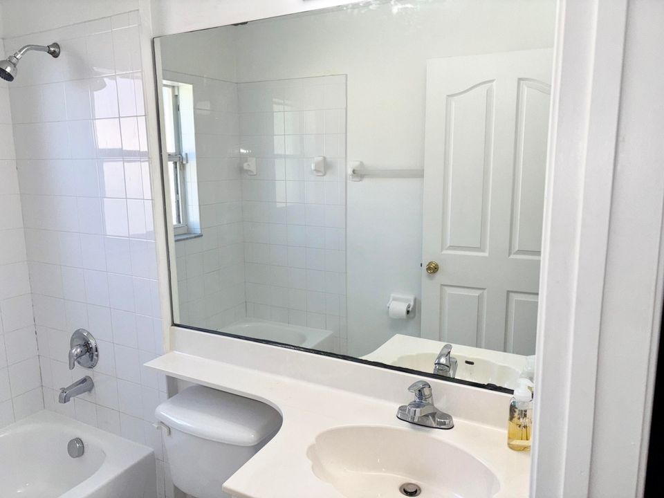 For Sale: $452,500 (4 beds, 3 baths, 2028 Square Feet)