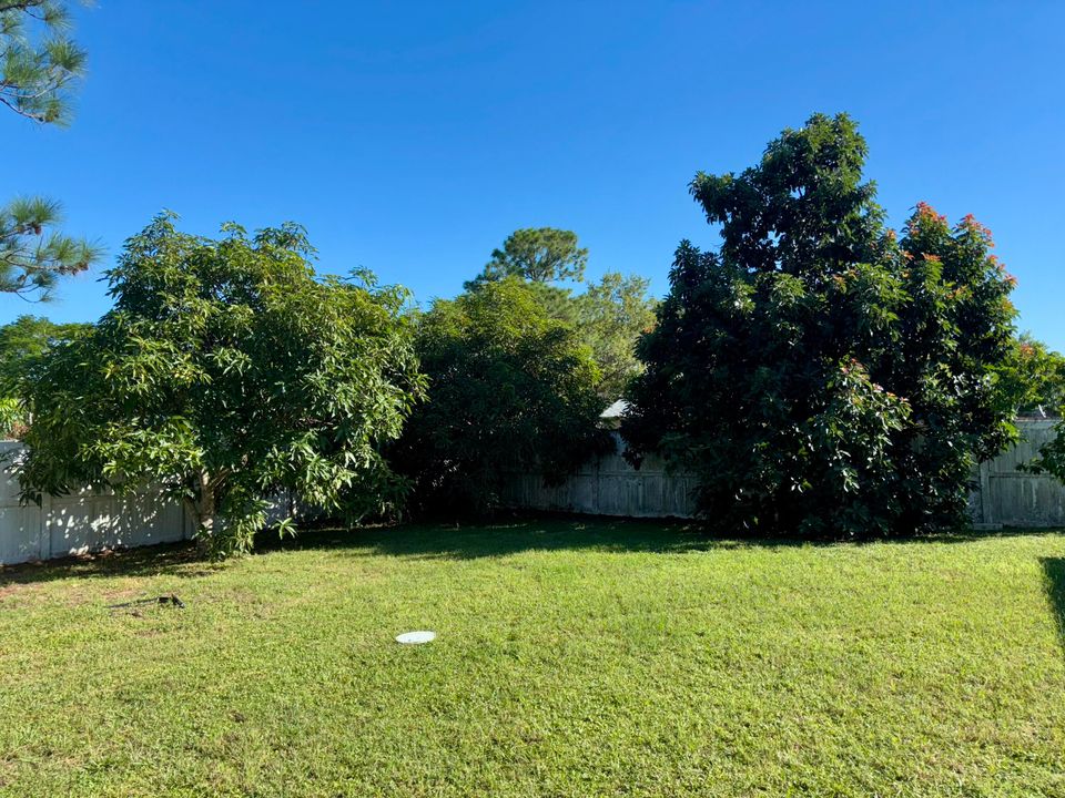 For Sale: $452,500 (4 beds, 3 baths, 2028 Square Feet)