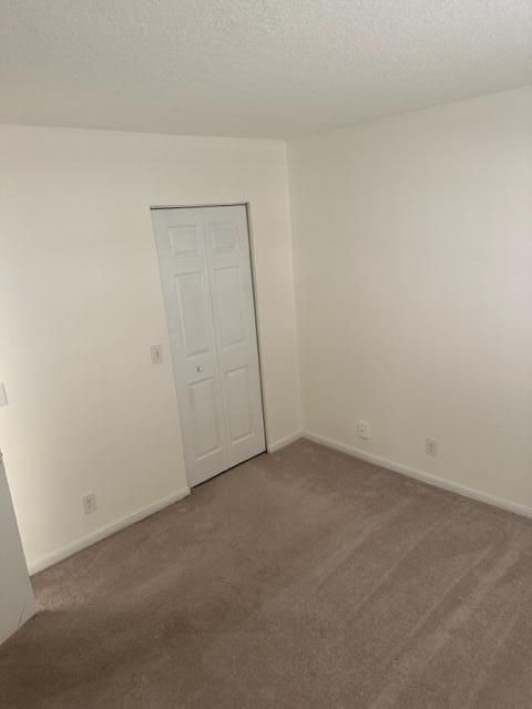 待售: $315,000 (2 贝兹, 2 浴室, 920 平方英尺)