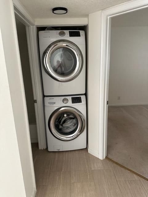 待售: $315,000 (2 贝兹, 2 浴室, 920 平方英尺)