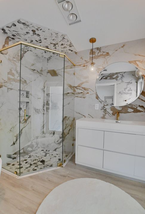 For Rent: $12,000 (3 beds, 2 baths, 1965 Square Feet)