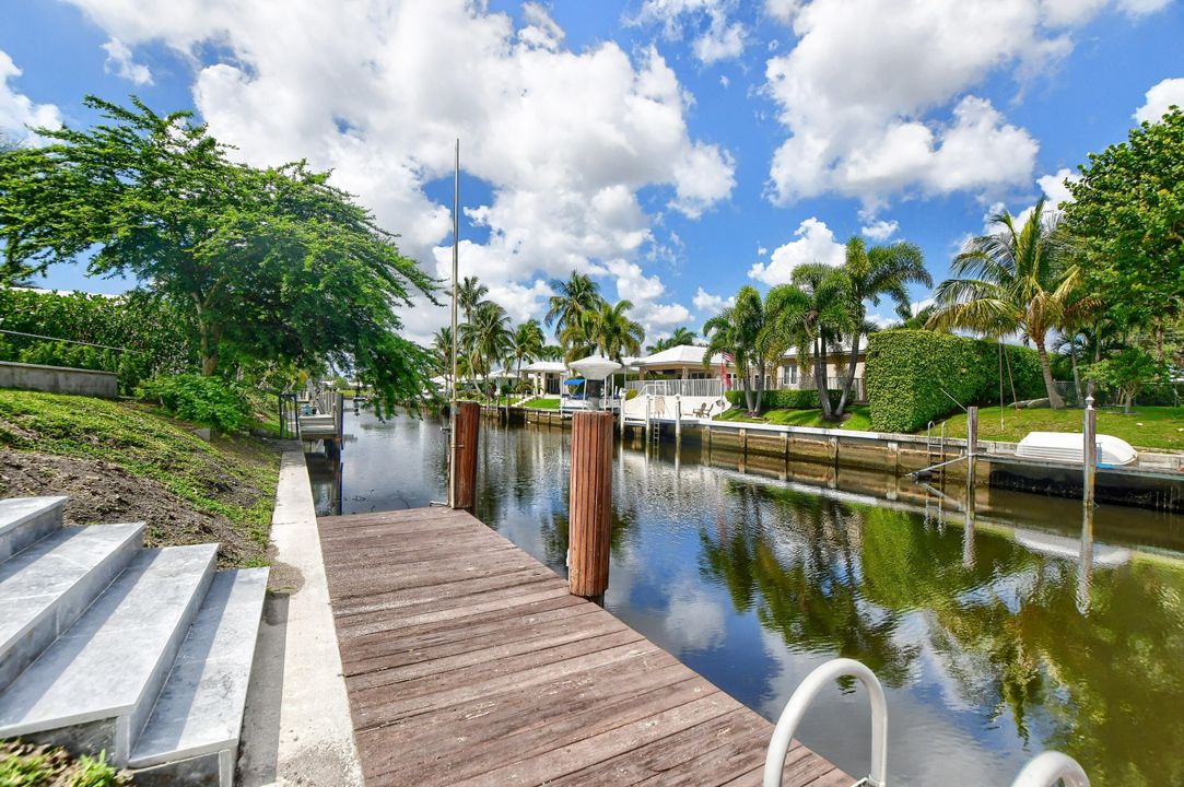 For Rent: $12,000 (3 beds, 2 baths, 1965 Square Feet)