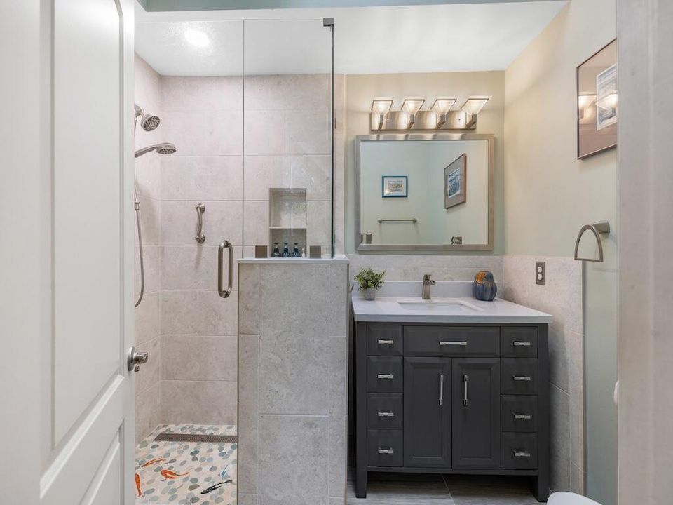 待售: $399,000 (2 贝兹, 2 浴室, 1665 平方英尺)