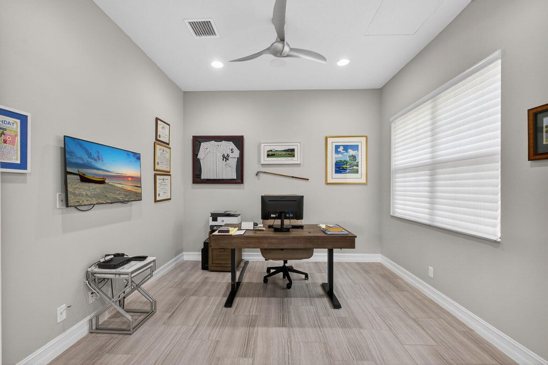 待售: $987,500 (2 贝兹, 2 浴室, 2124 平方英尺)