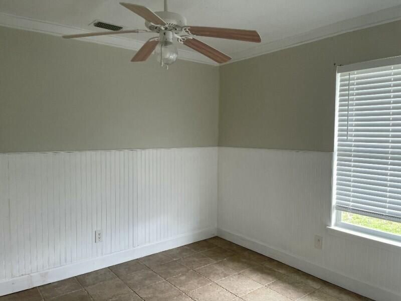 Activo con contrato: $239,900 (3 camas, 2 baños, 1152 Pies cuadrados)