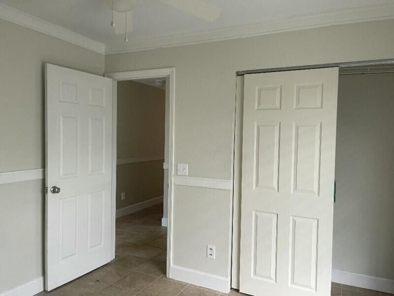 Activo con contrato: $239,900 (3 camas, 2 baños, 1152 Pies cuadrados)