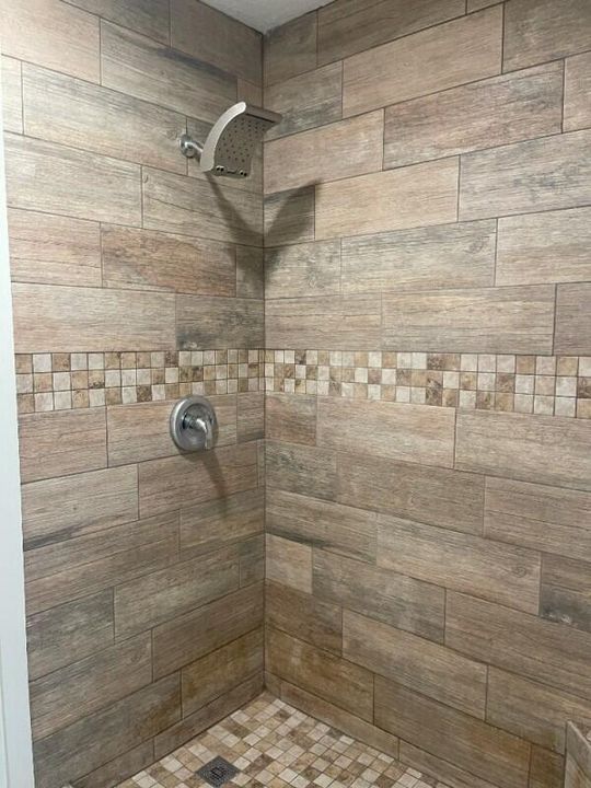 Activo con contrato: $239,900 (3 camas, 2 baños, 1152 Pies cuadrados)