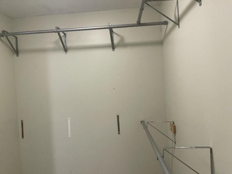 Activo con contrato: $239,900 (3 camas, 2 baños, 1152 Pies cuadrados)