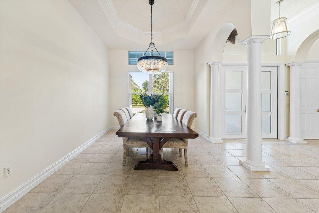 На продажу: $2,500,000 (5 спален, 4 ванн, 3463 Квадратных фут)