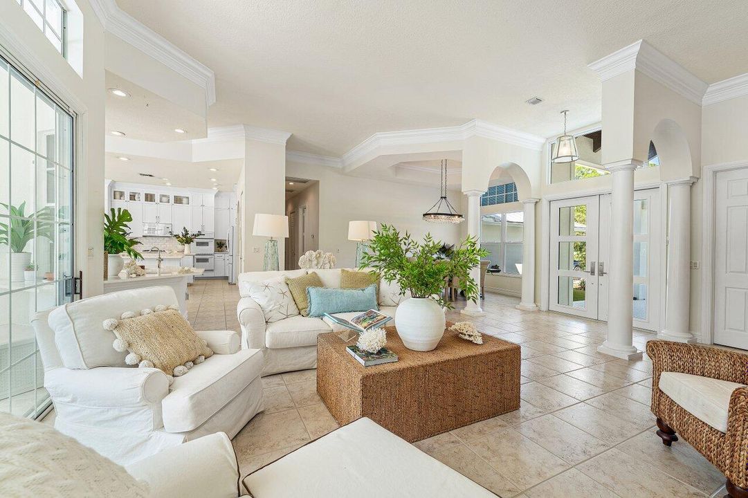 На продажу: $2,500,000 (5 спален, 4 ванн, 3463 Квадратных фут)