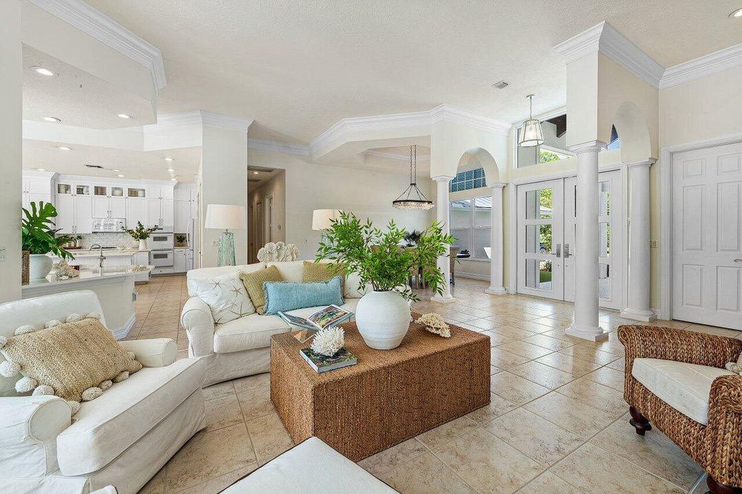 На продажу: $2,500,000 (5 спален, 4 ванн, 3463 Квадратных фут)