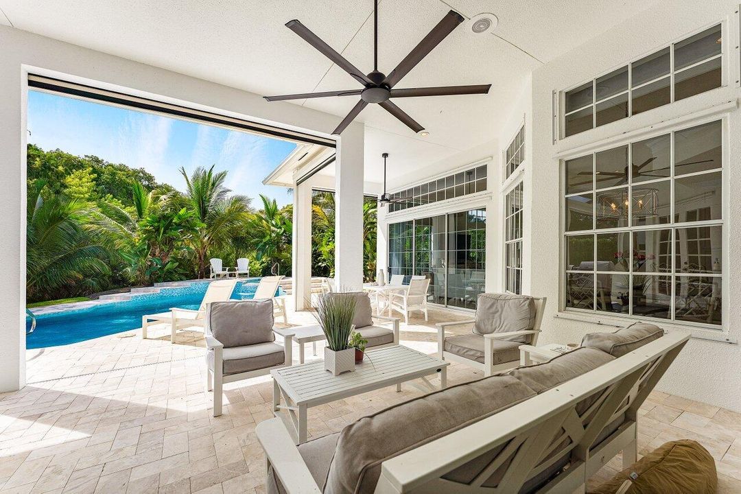 На продажу: $2,500,000 (5 спален, 4 ванн, 3463 Квадратных фут)