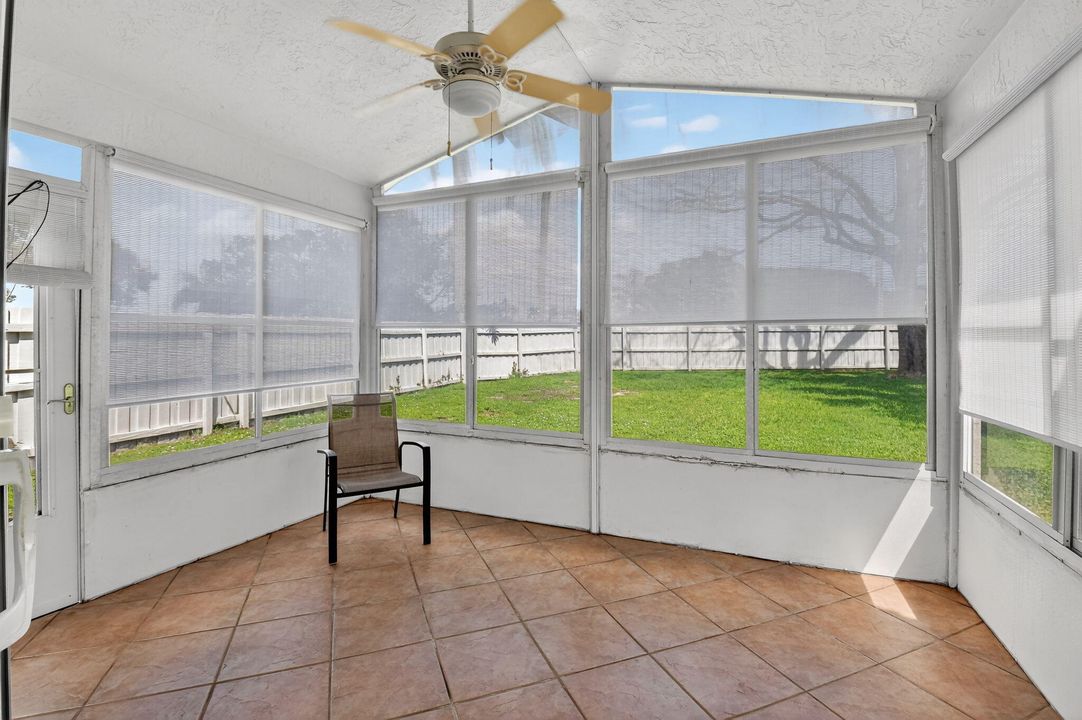 For Sale: $685,000 (3 beds, 2 baths, 1360 Square Feet)