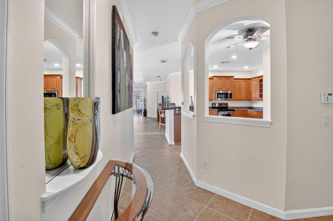 En Venta: $309,999 (3 camas, 2 baños, 1610 Pies cuadrados)