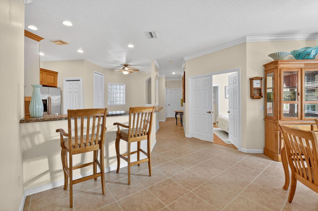 En Venta: $309,999 (3 camas, 2 baños, 1610 Pies cuadrados)