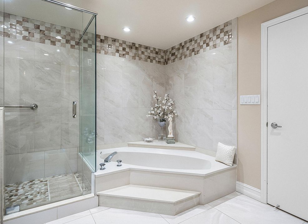 出租: $15,000 (3 贝兹, 2 浴室, 2072 平方英尺)