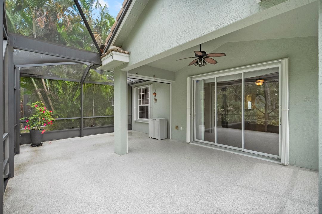 Activo con contrato: $435,000 (3 camas, 2 baños, 1718 Pies cuadrados)