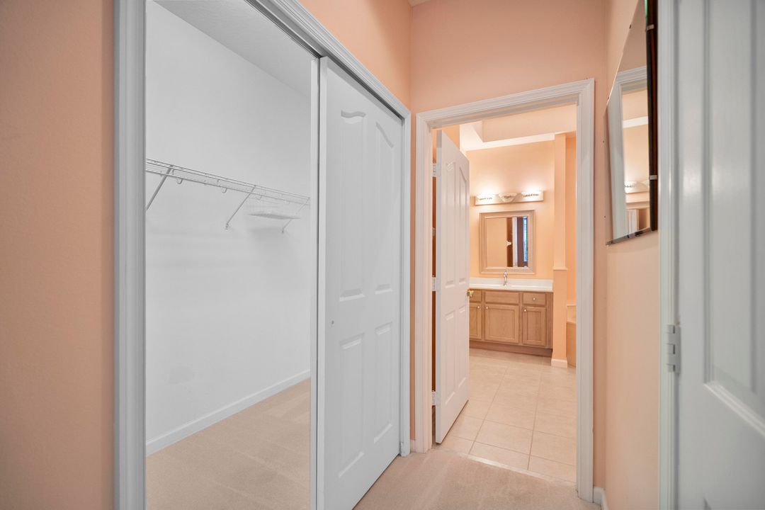 Activo con contrato: $435,000 (3 camas, 2 baños, 1718 Pies cuadrados)