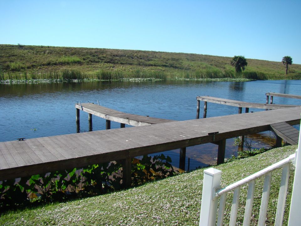 待售: $249,000 (1 贝兹, 2 浴室, 860 平方英尺)