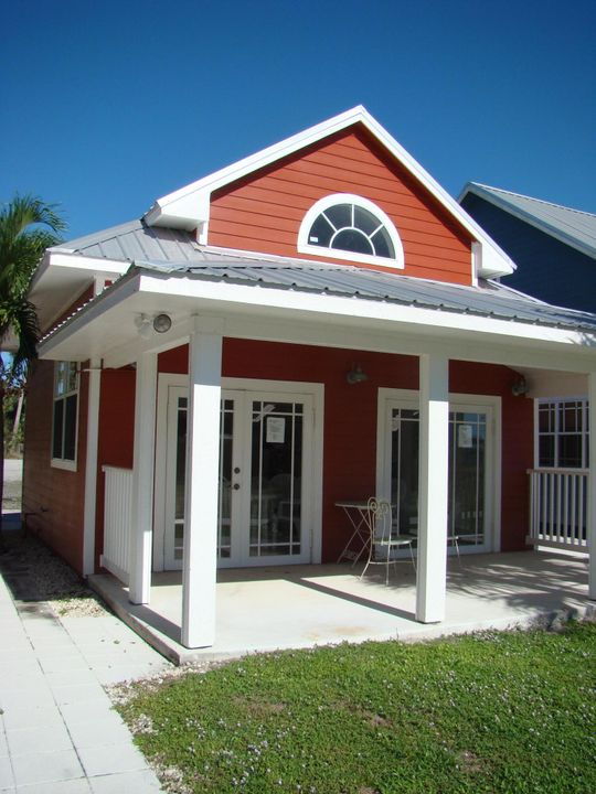 待售: $249,000 (1 贝兹, 2 浴室, 860 平方英尺)