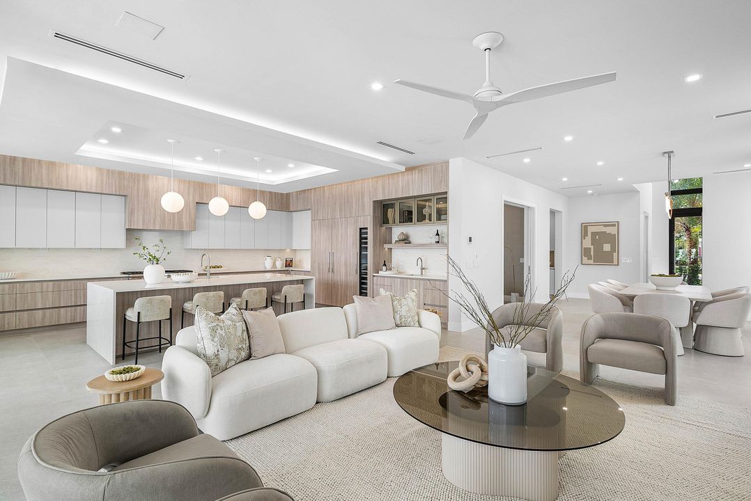 En Venta: $3,950,000 (4 camas, 4 baños, 3556 Pies cuadrados)