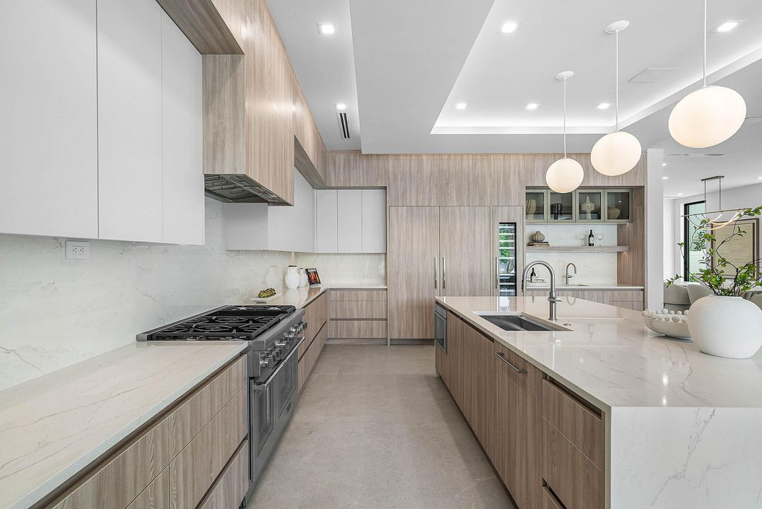 En Venta: $3,950,000 (4 camas, 4 baños, 3556 Pies cuadrados)