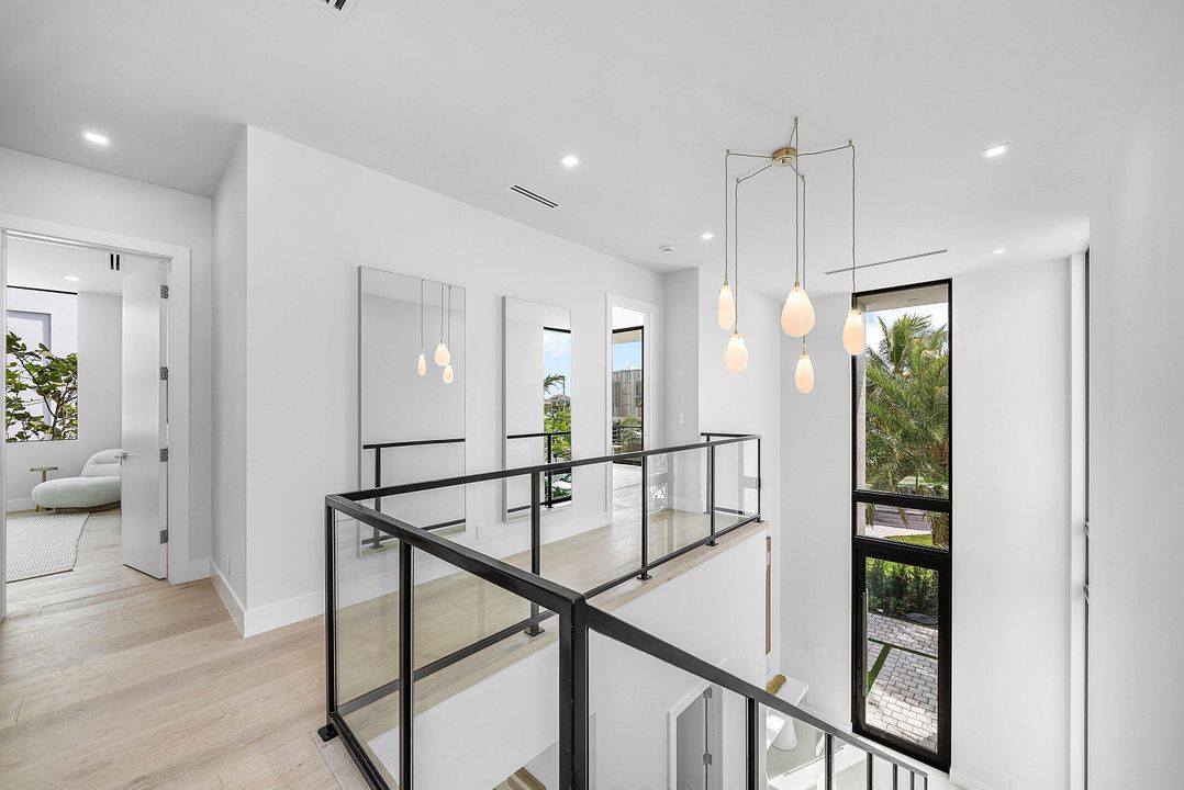 En Venta: $3,950,000 (4 camas, 4 baños, 3556 Pies cuadrados)