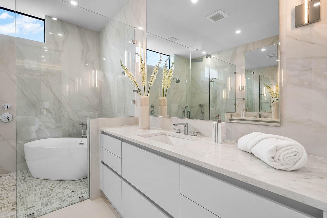 En Venta: $3,950,000 (4 camas, 4 baños, 3556 Pies cuadrados)