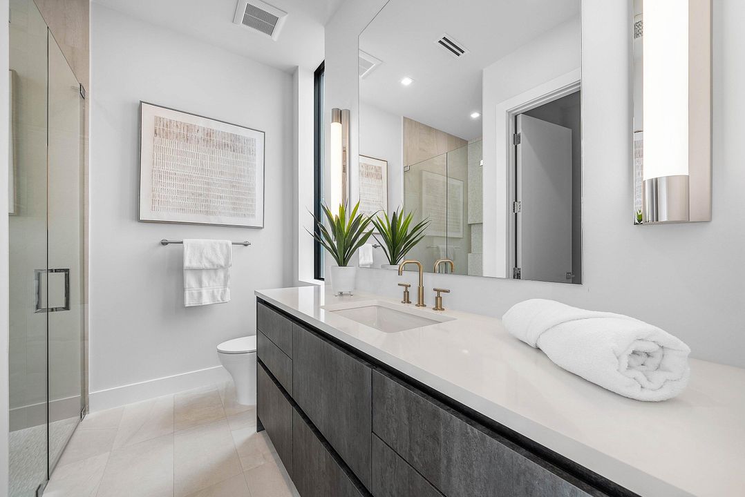 En Venta: $3,950,000 (4 camas, 4 baños, 3556 Pies cuadrados)