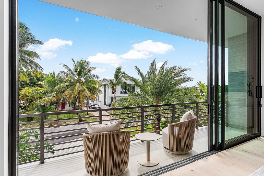 En Venta: $3,950,000 (4 camas, 4 baños, 3556 Pies cuadrados)