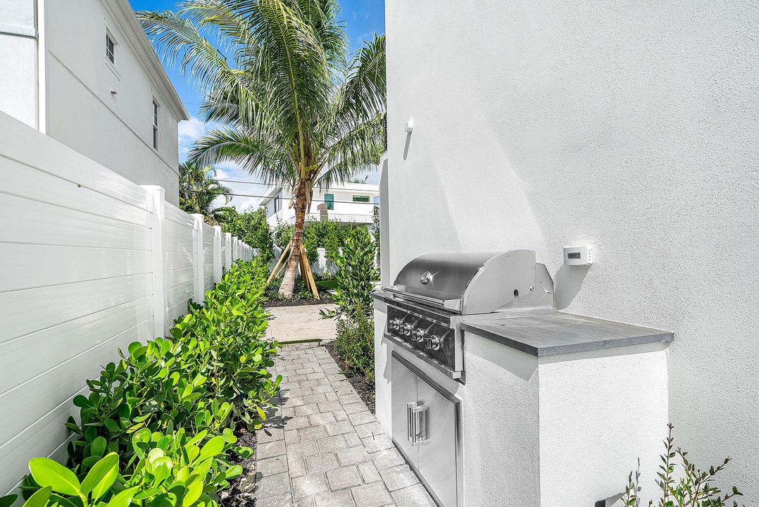 En Venta: $3,950,000 (4 camas, 4 baños, 3556 Pies cuadrados)