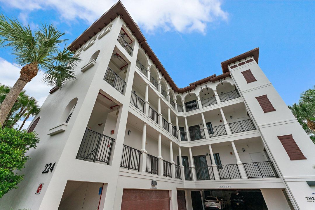 For Rent: $12,500 (2 beds, 2 baths, 2040 Square Feet)