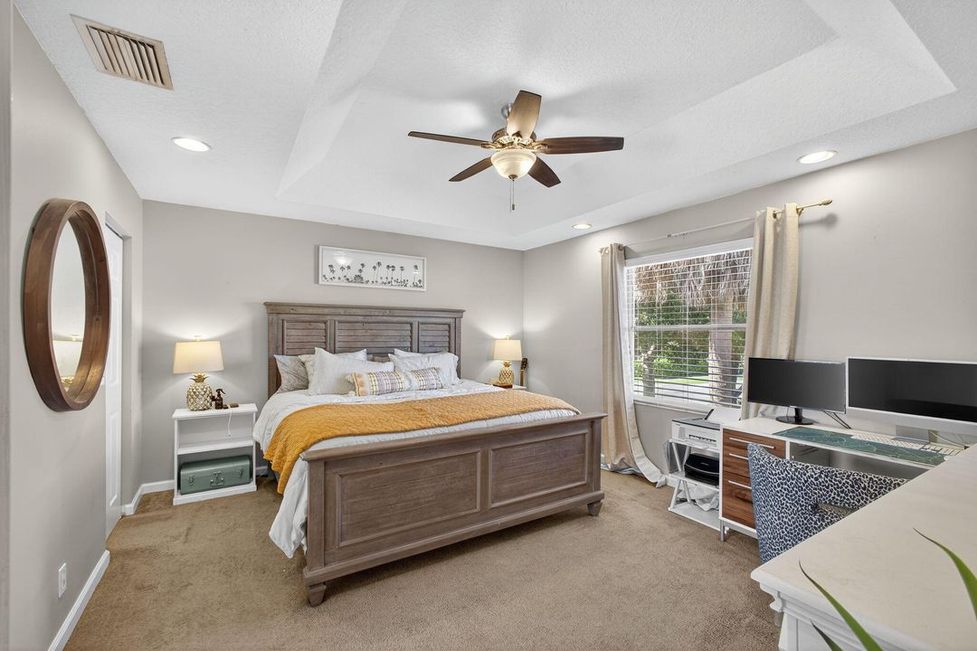 Activo con contrato: $449,500 (3 camas, 2 baños, 1427 Pies cuadrados)